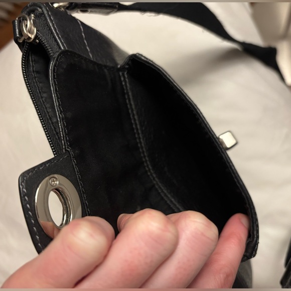 Coach black crossbody bag - Picture 3 of 4